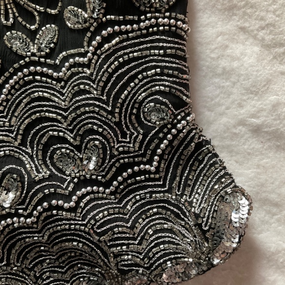 Short sleeved beaded Papell Boutique evening top - Picture 4 of 13